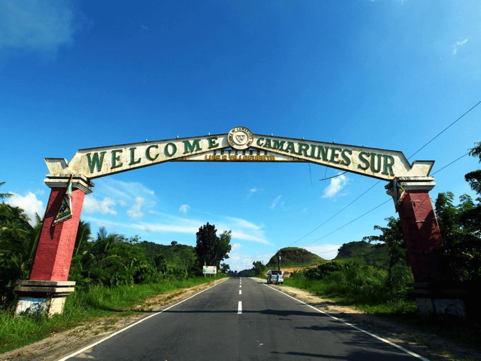 Reddoorz Near Colgante Bridge Naga City Esterno foto